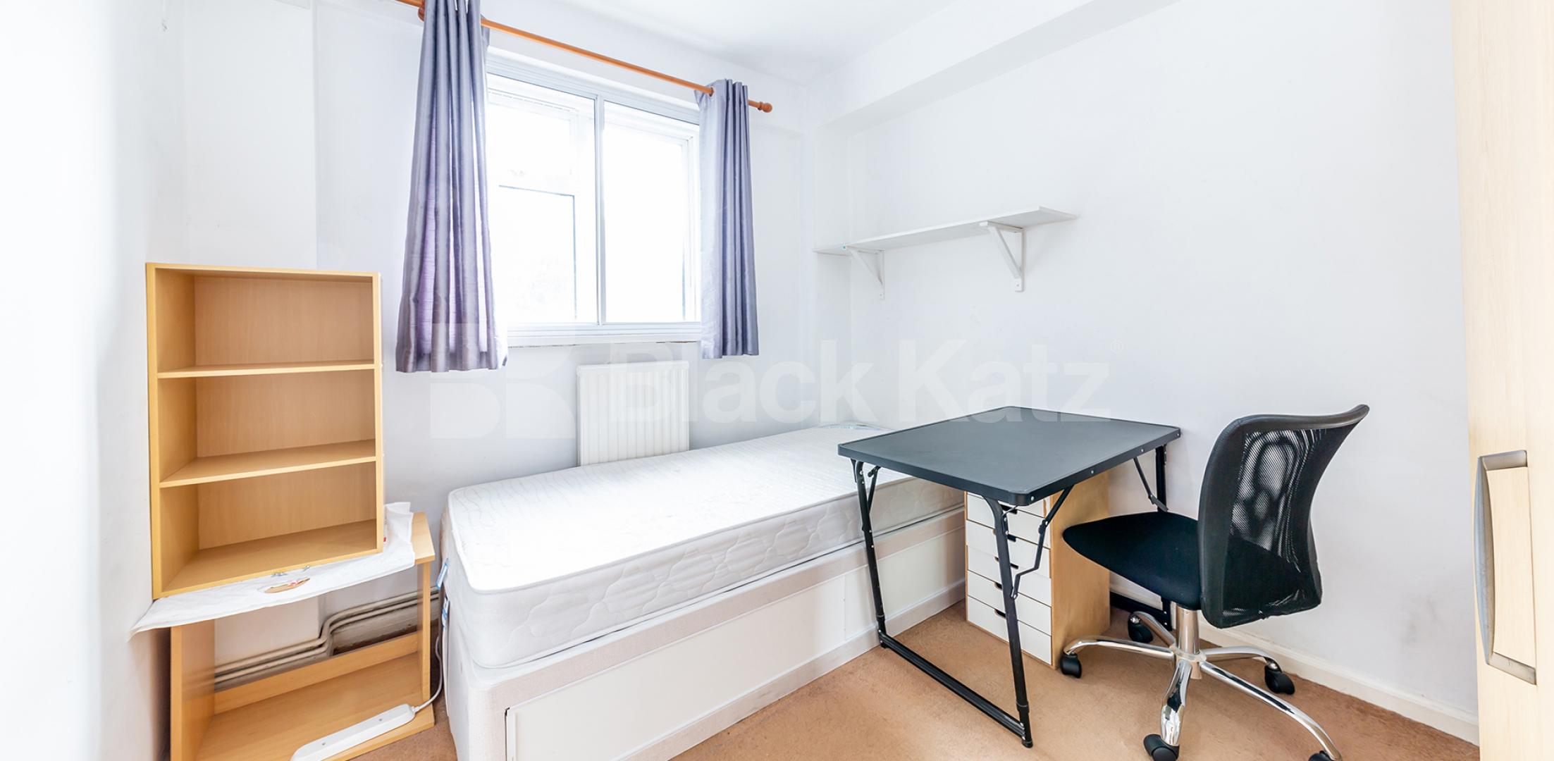 			4 Bedroom, 1 bath, 1 reception Flat			 Sidmouth Street , Kings Cross
